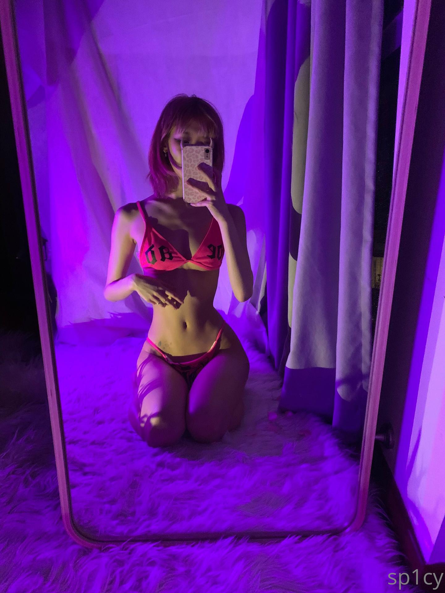 a1es5andra Nude OnlyFans Leaks 1