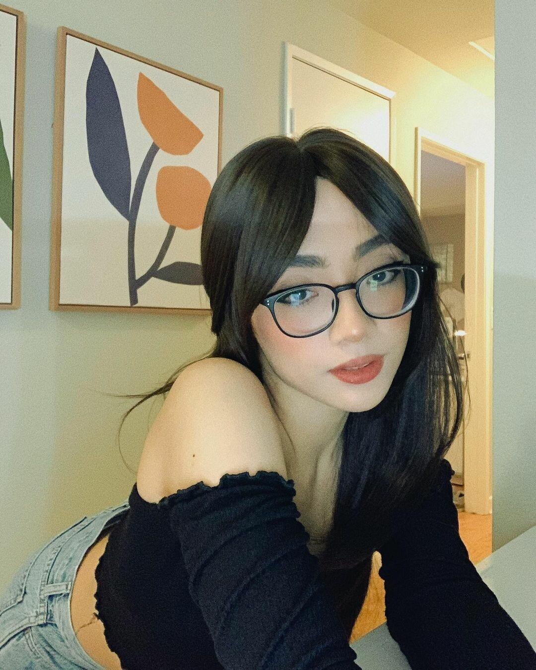 honeebelle / honey_belle_vip Nude OnlyFans Leaks 1