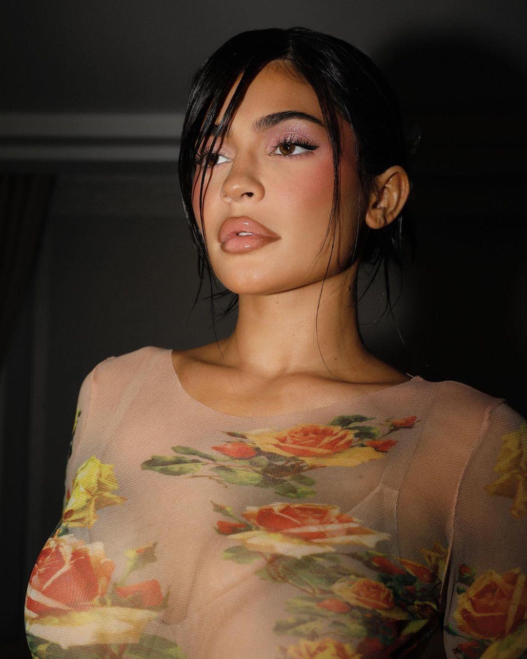 Kylie Jenner / kyliejenner.2 Nude OnlyFans Leaks 1
