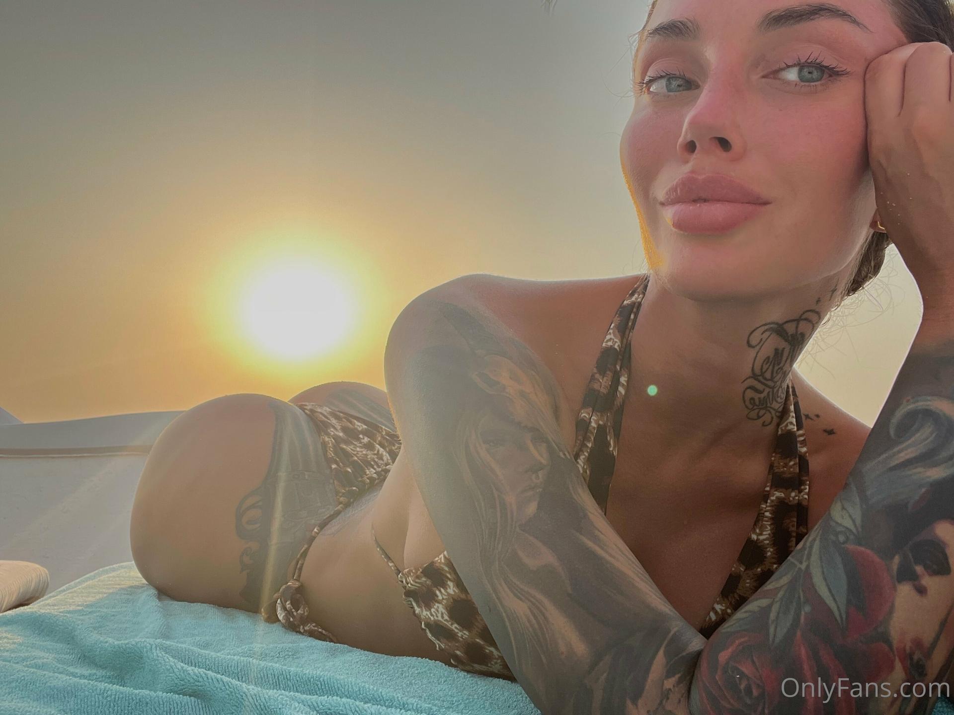 Nessa Orlova / nessamooore / rusmeganfox Nude OnlyFans Leaks 1