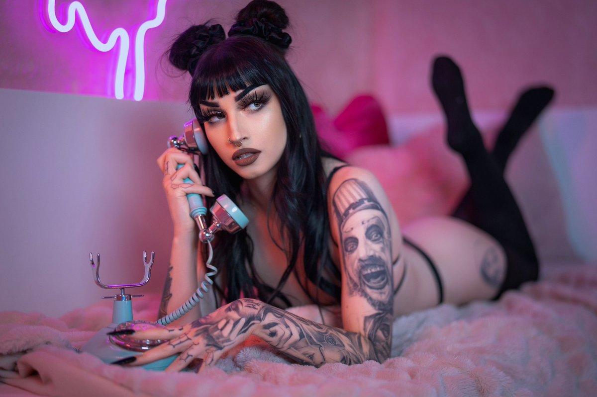 Ophelia Graves / needlepusher / needlepusher_ Nude OnlyFans Leaks 1