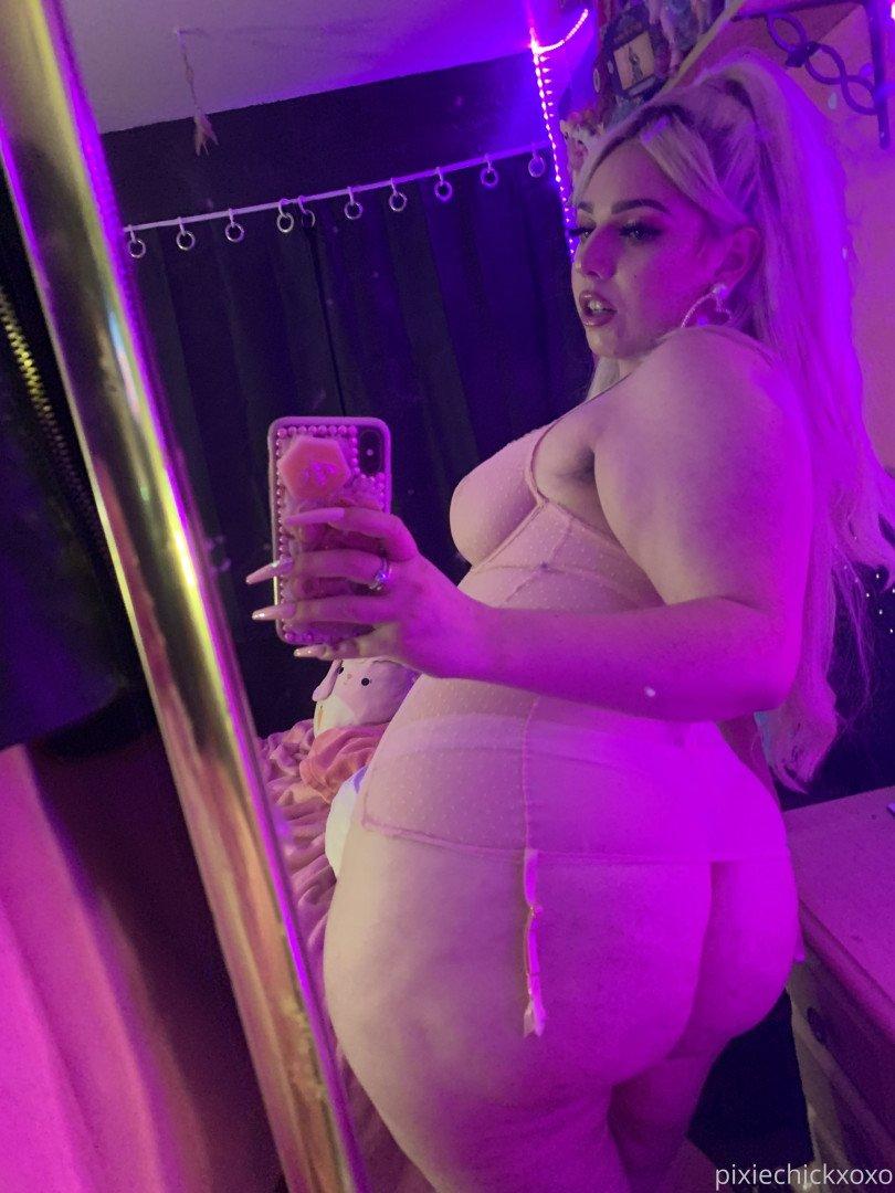 pixiechickxoxo Nude OnlyFans Leaks 1