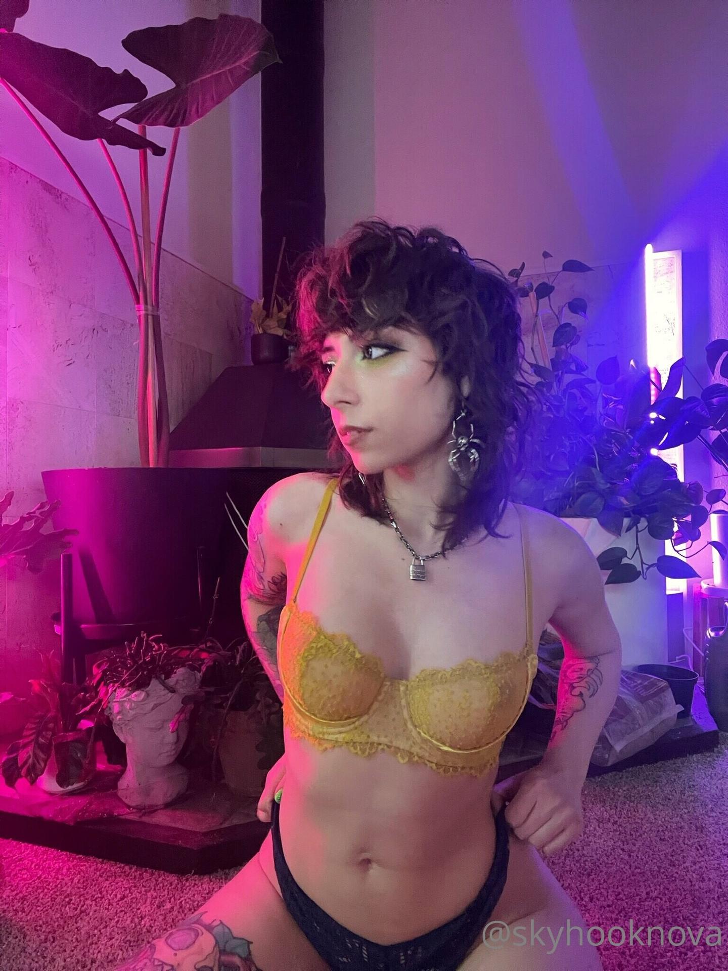 Skyhook Nova / skyhooknova Nude OnlyFans Leaks 1