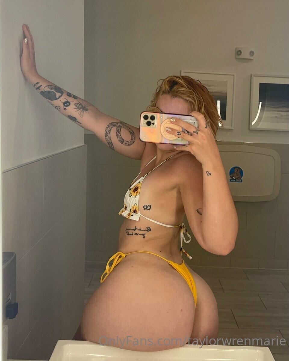 taylorwrenmarie Nude OnlyFans Leaks 1