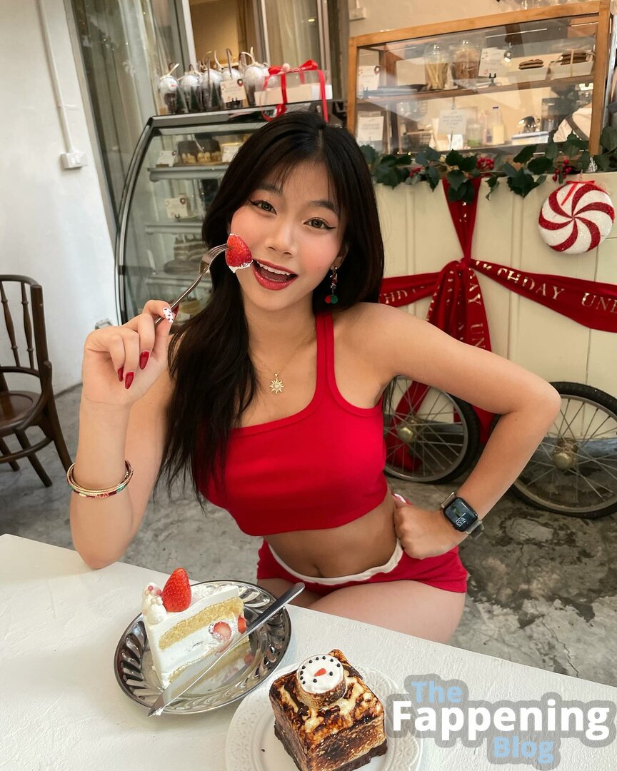 aaomhelloo / Saipetch B. Nude Leaks Photo 20
