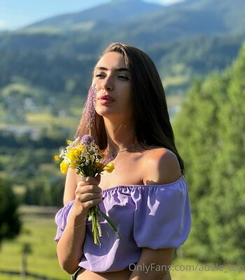 adele_top Nude Leaks Photo 4