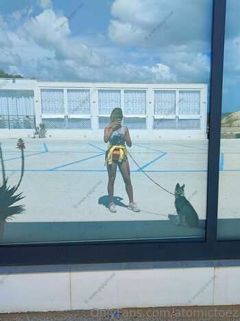 atomictoez / atomictoezz Nude Leaks OnlyFans Photo 9