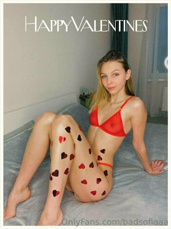 badsofiaaa Nude Leaks Photo 29