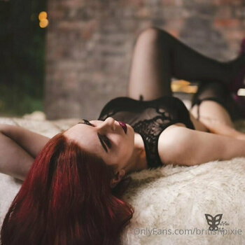 britishpixie Nude Leaks Photo 13