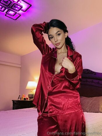 fallingdevilfree Nude Leaks OnlyFans Photo 10
