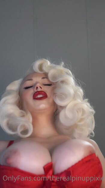 Pineup Pixie / Bianca Blakney 2 / pinuppixietm / therealpinuppixie Nude Leaks OnlyFans Photo 22