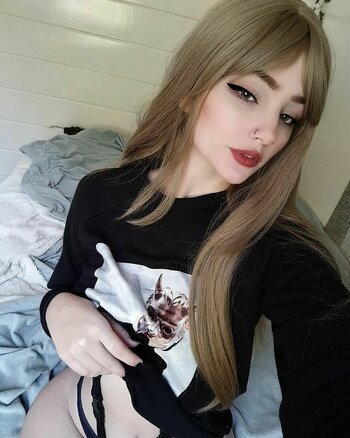 Pixiecatt / Kiki Sakura / _pixie__cat_ Nude Leaks OnlyFans Photo 6