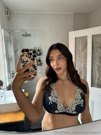 rubymaefree / rube_mae Nude Leaks OnlyFans Photo 27