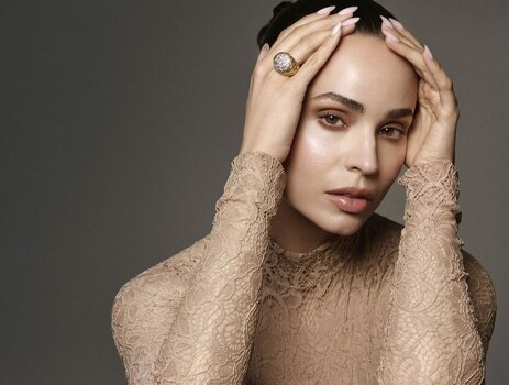 SofiaCarson Nude Leaks Photo 2
