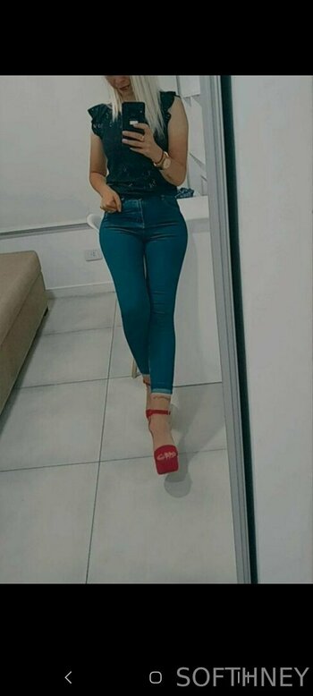 softhney Nude Leaks Photo 22