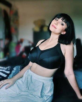 Soheila Clifford Nude Leaks OnlyFans Photo 36