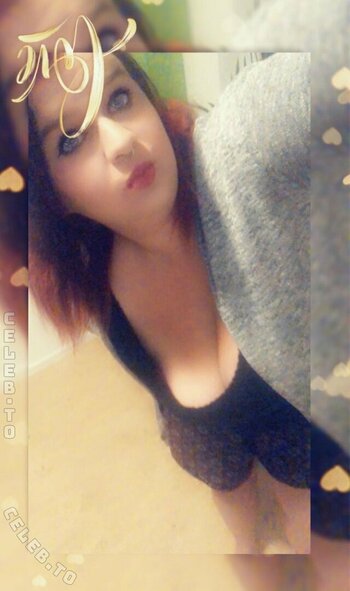 SophieSchmande / https: / sophie_schmande Nude Leaks Photo 17