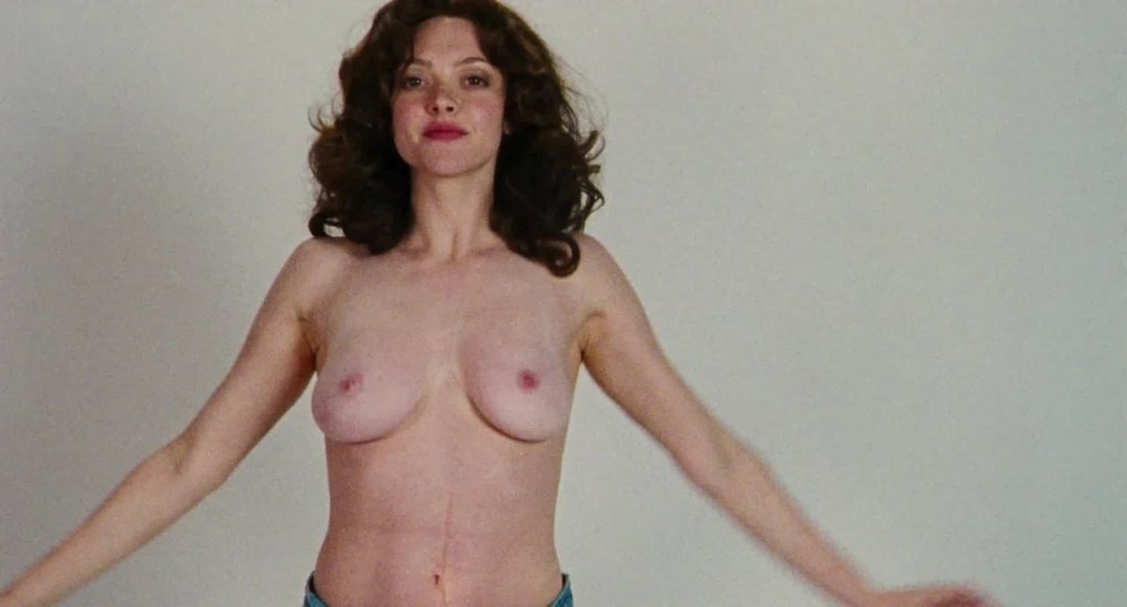 Amanda Seyfried Naked 01