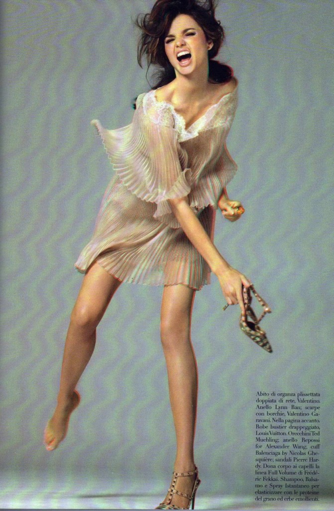 Miranda Kerr Topless 3D 04