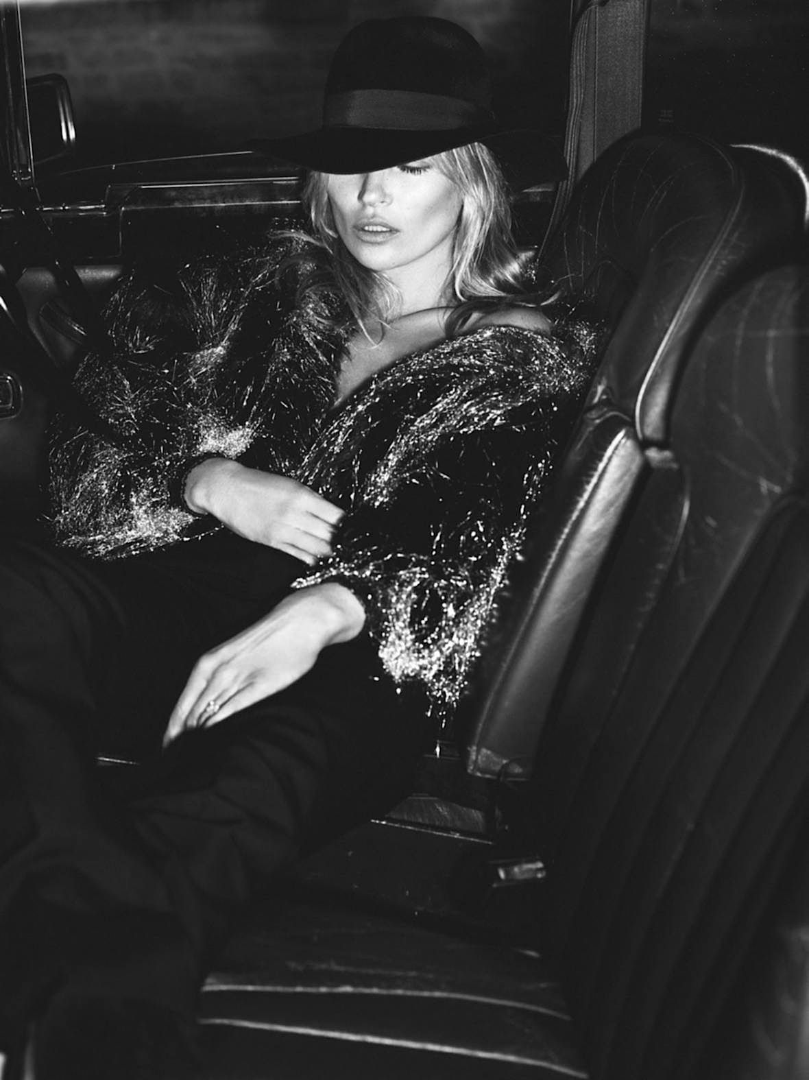 Kate-Moss-Topless-15