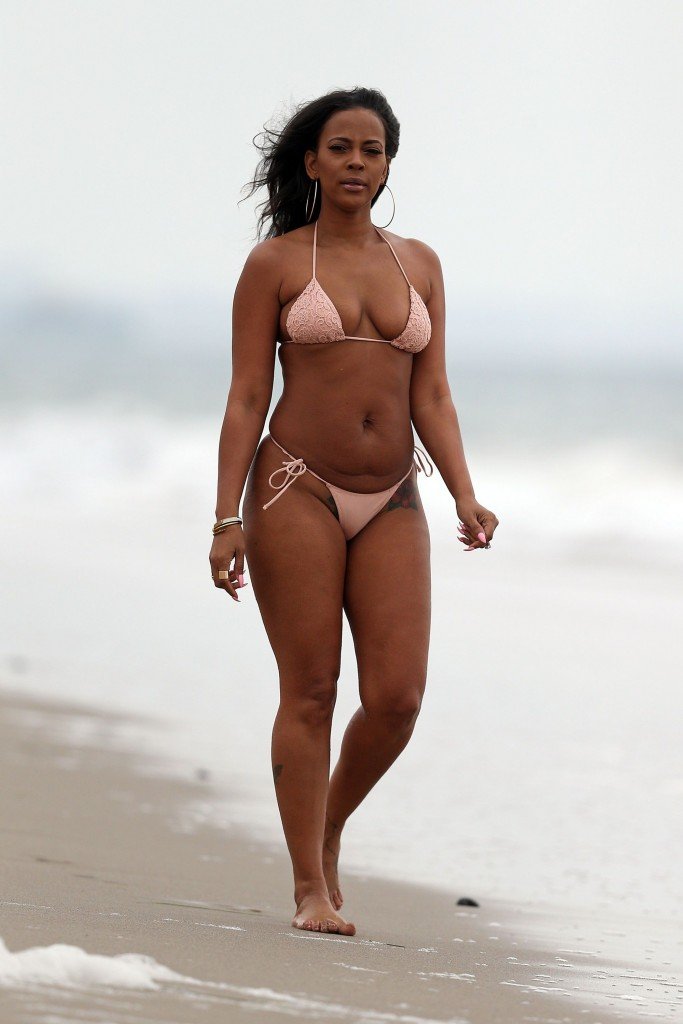 Sundy Carter Wardrobe Malfunction 11