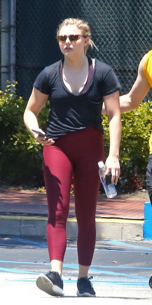 Chloe Moretz Camel Toe 8
