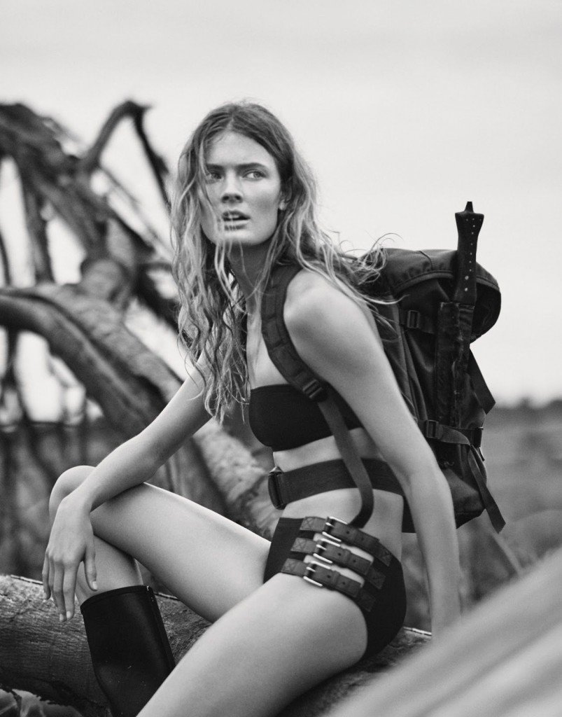 Constance Jablonski Sexy & Topless 6