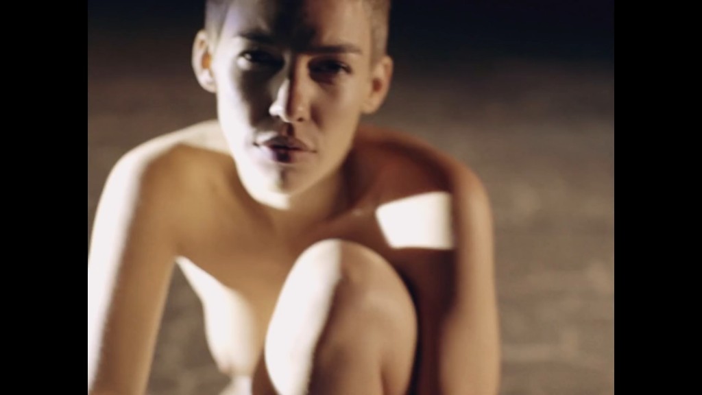 Alina Süggeler Nude & Sexy 12