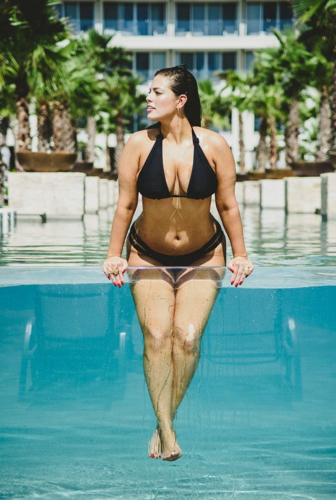 Ashley Graham Sexy - 1