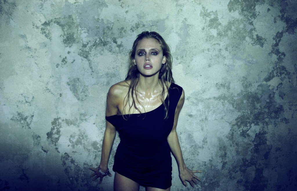 Estella Warren See Through & Sexy thefappening.so 3