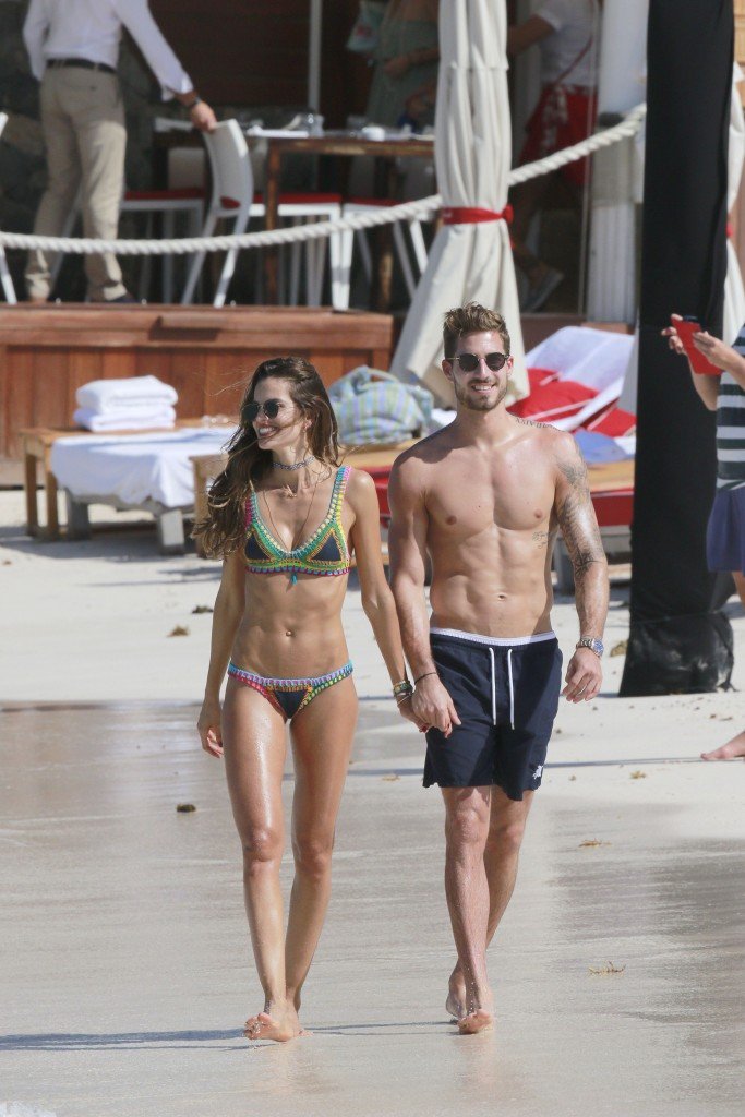 Izabel Goulart Sexy thefappening.so 12