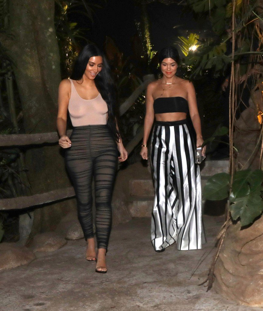 Kim Kardashian Braless thefappening.so 1