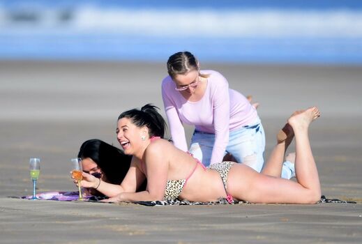 Simone Reed / miss_teesside Nude Leaks Photo 126