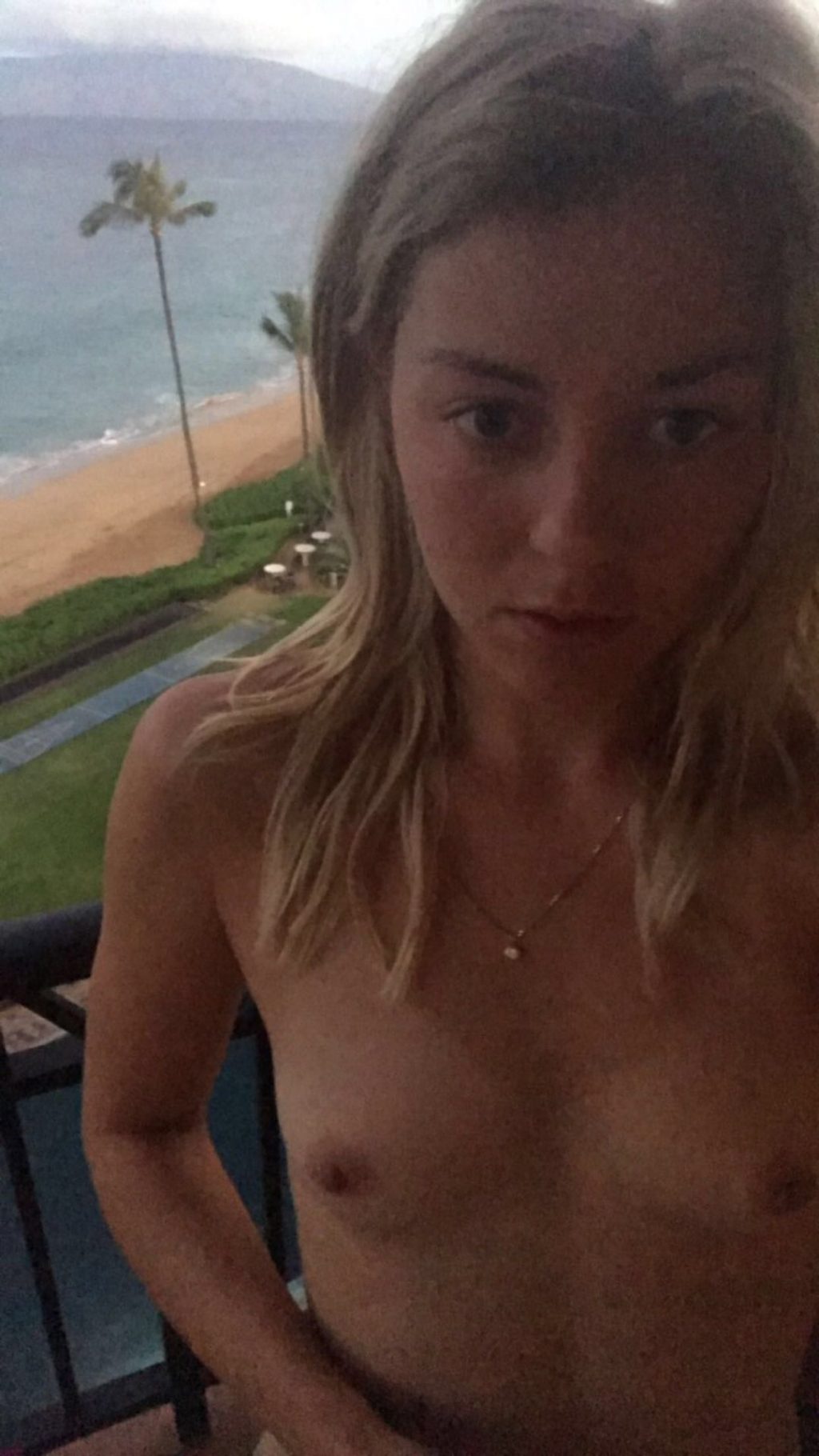 Carina Witthöft Nude