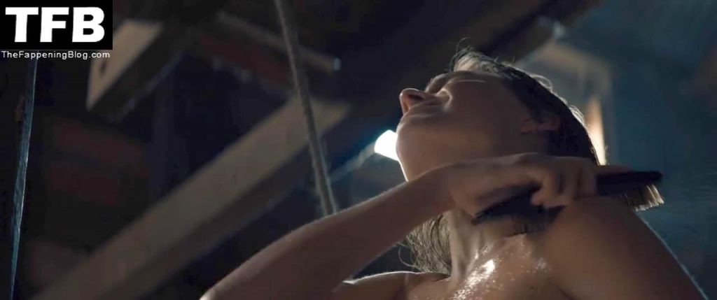 Margot Robbie Nude